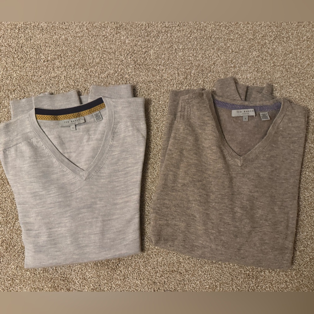 Ted Baker Men's Light Gray V-Neck Sweater (pair)
